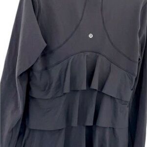 Lululemon Athletica grey yogi dance jacket ruffles 8